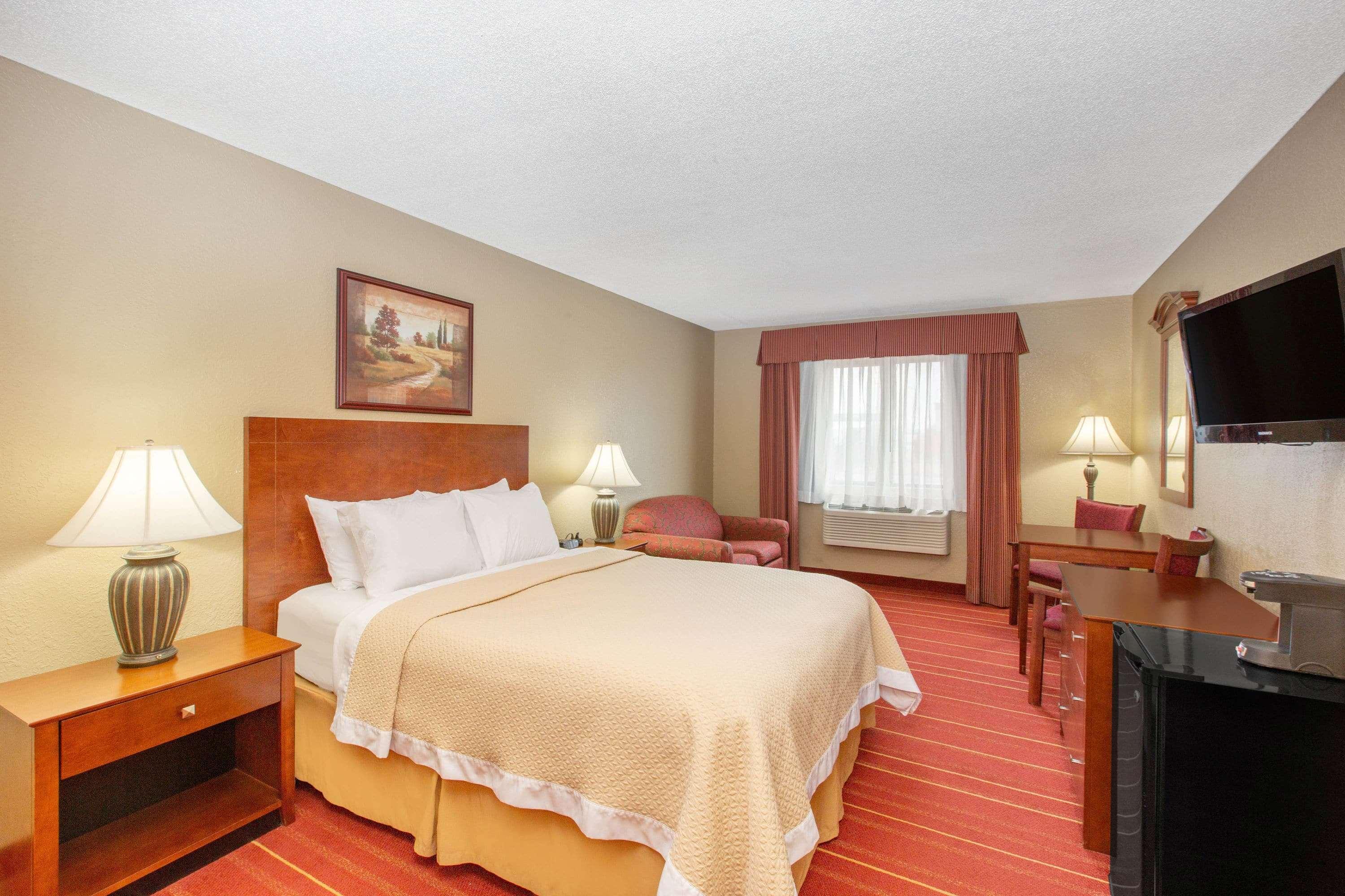 Days Inn By Wyndham Salina I-70 Luaran gambar