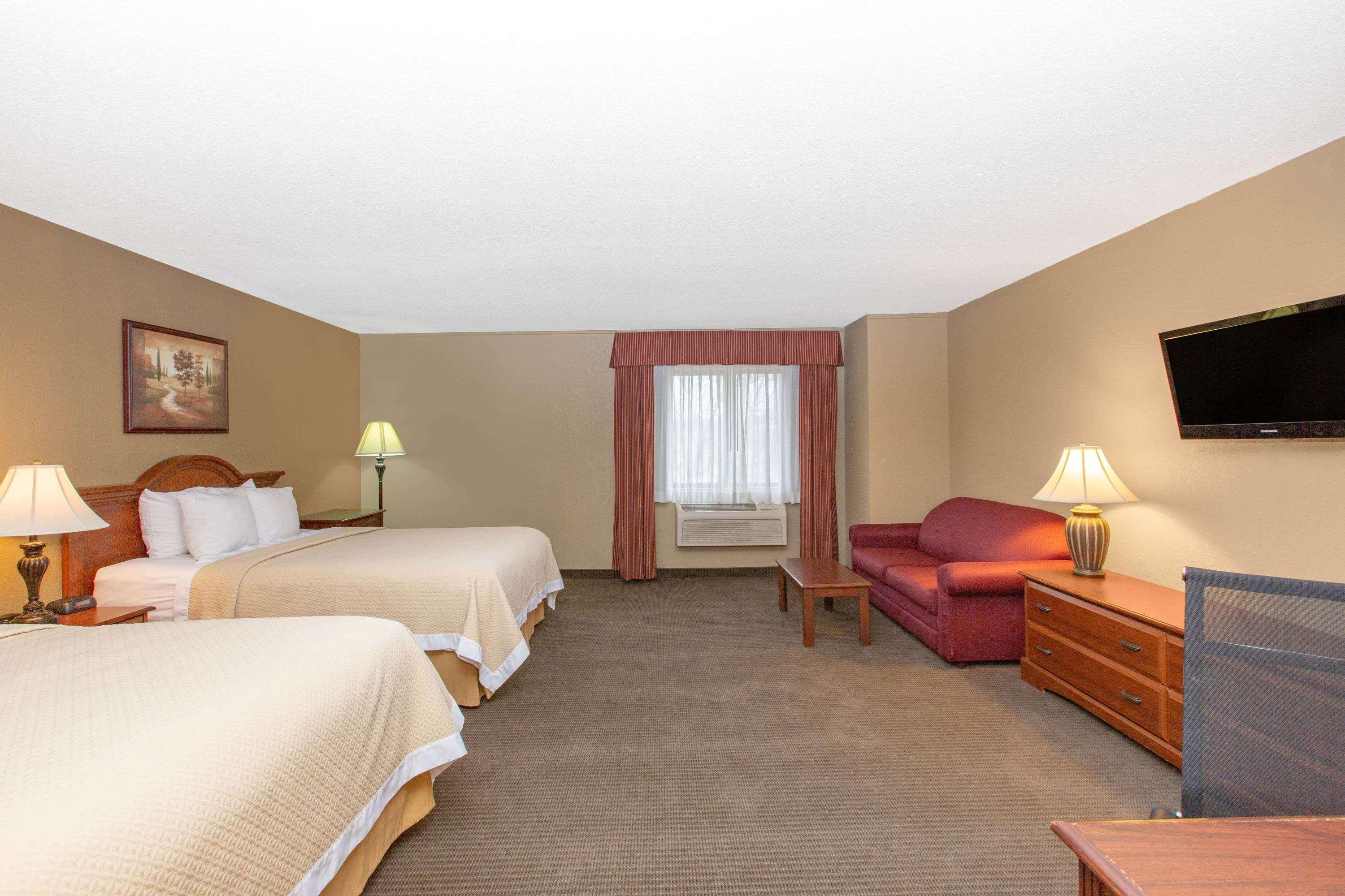 Days Inn By Wyndham Salina I-70 Luaran gambar