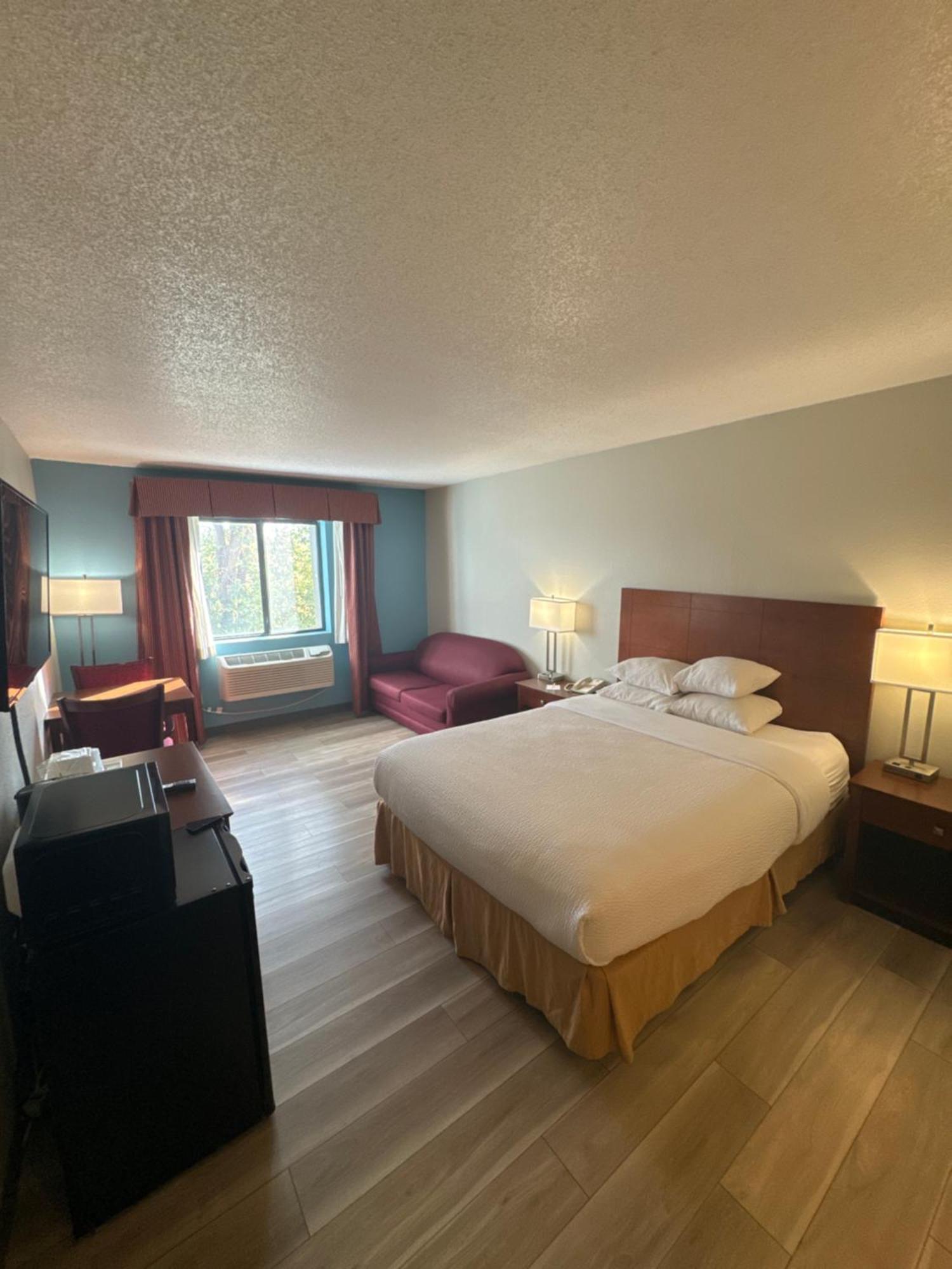 Days Inn By Wyndham Salina I-70 Luaran gambar