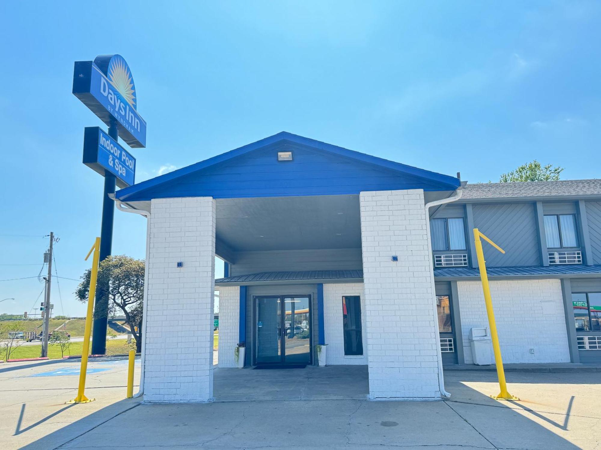Days Inn By Wyndham Salina I-70 Luaran gambar