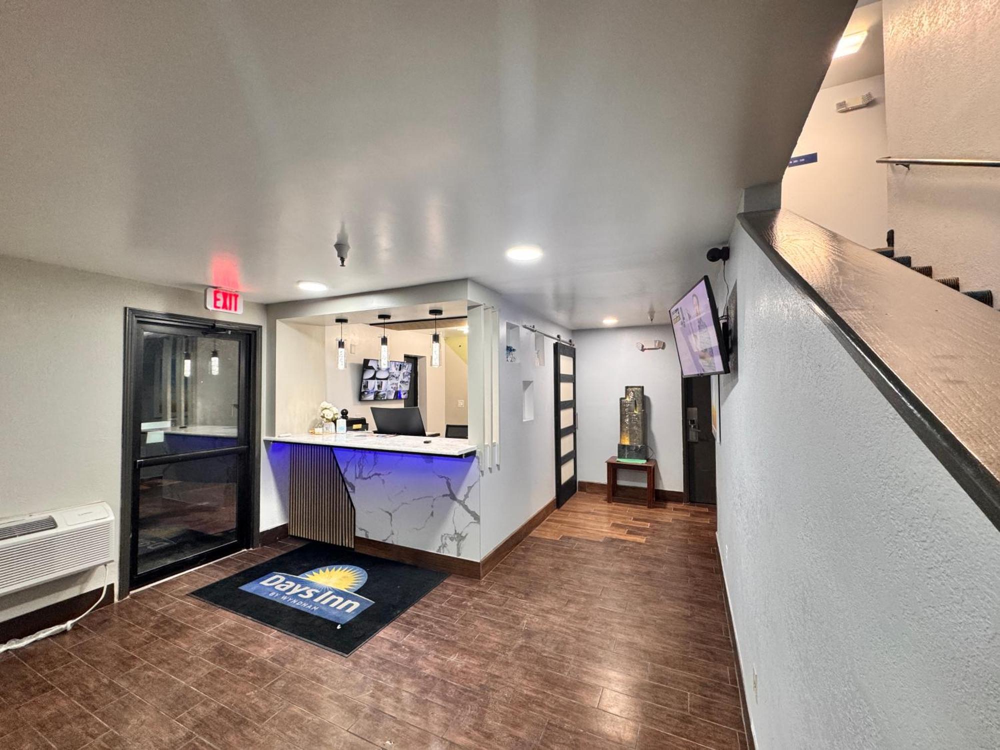 Days Inn By Wyndham Salina I-70 Luaran gambar