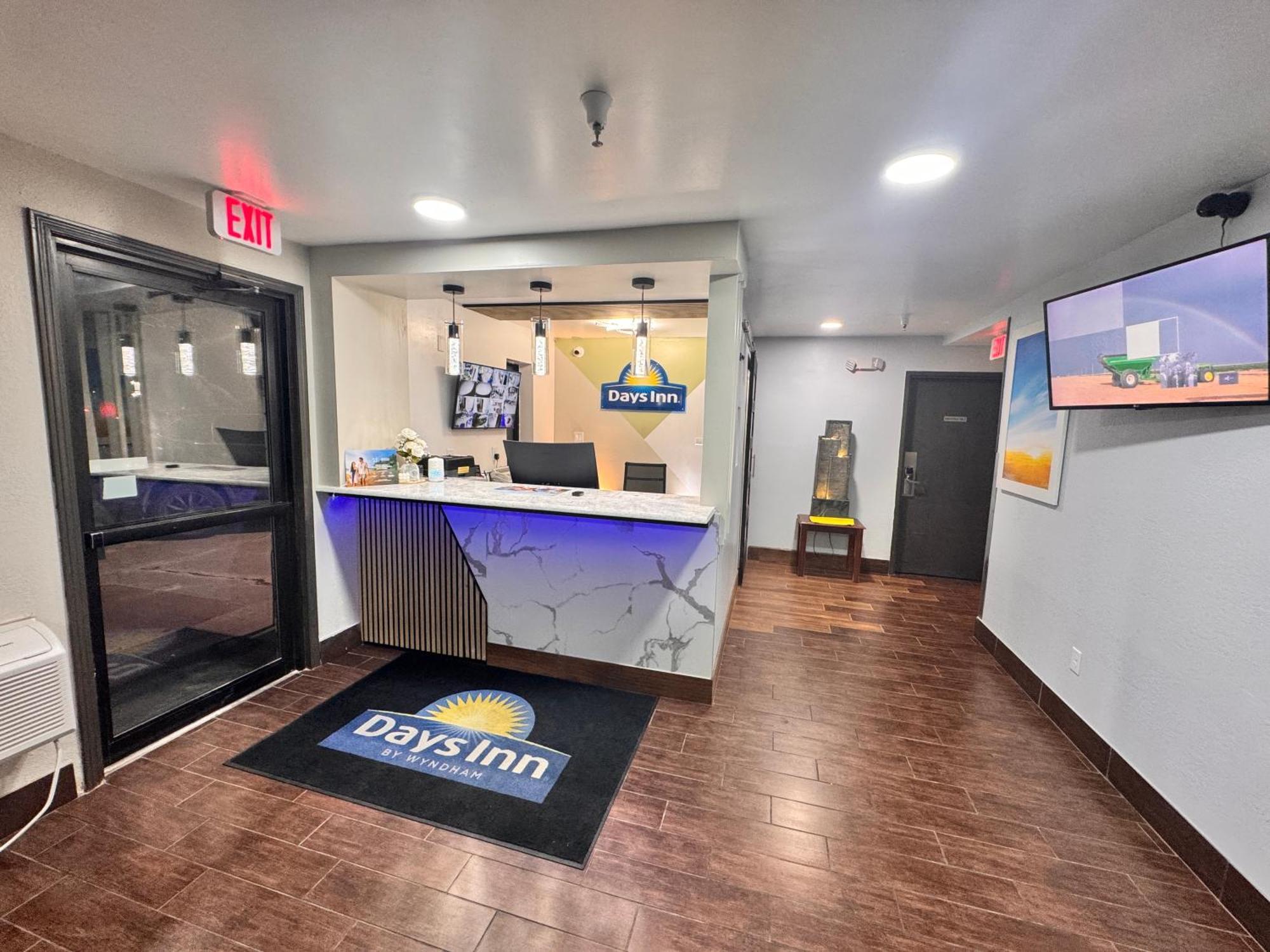 Days Inn By Wyndham Salina I-70 Luaran gambar