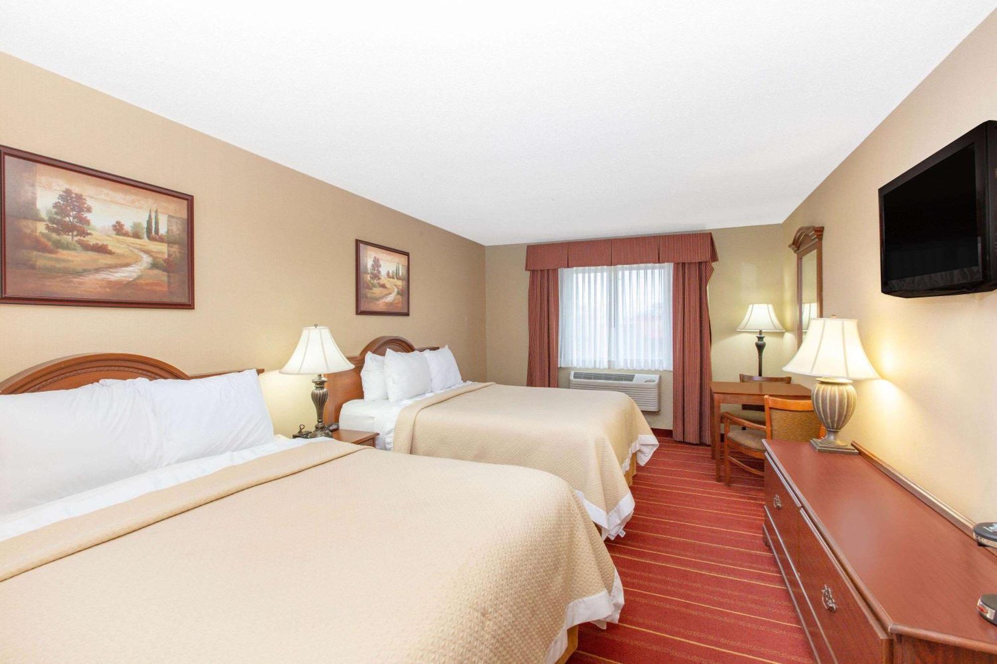 Days Inn By Wyndham Salina I-70 Luaran gambar